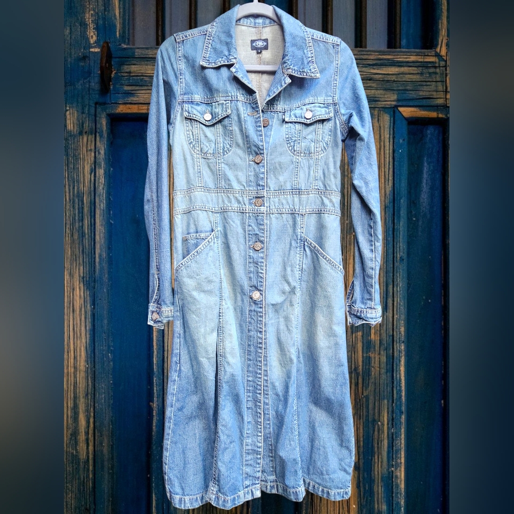 Vintage Swift Jeans Denim Long Sleeve Button-Up Dress